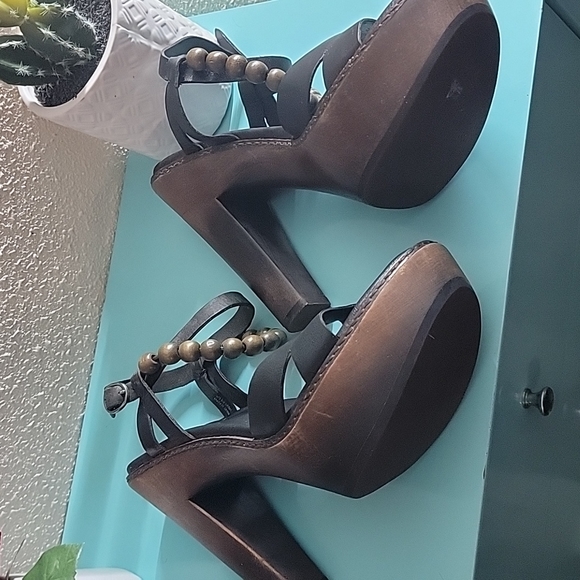 UGG platform high heels 👠. #1 - Picture 5 of 8